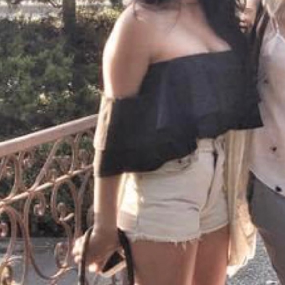 Ruffle crop top sz - Picture 7 of 7